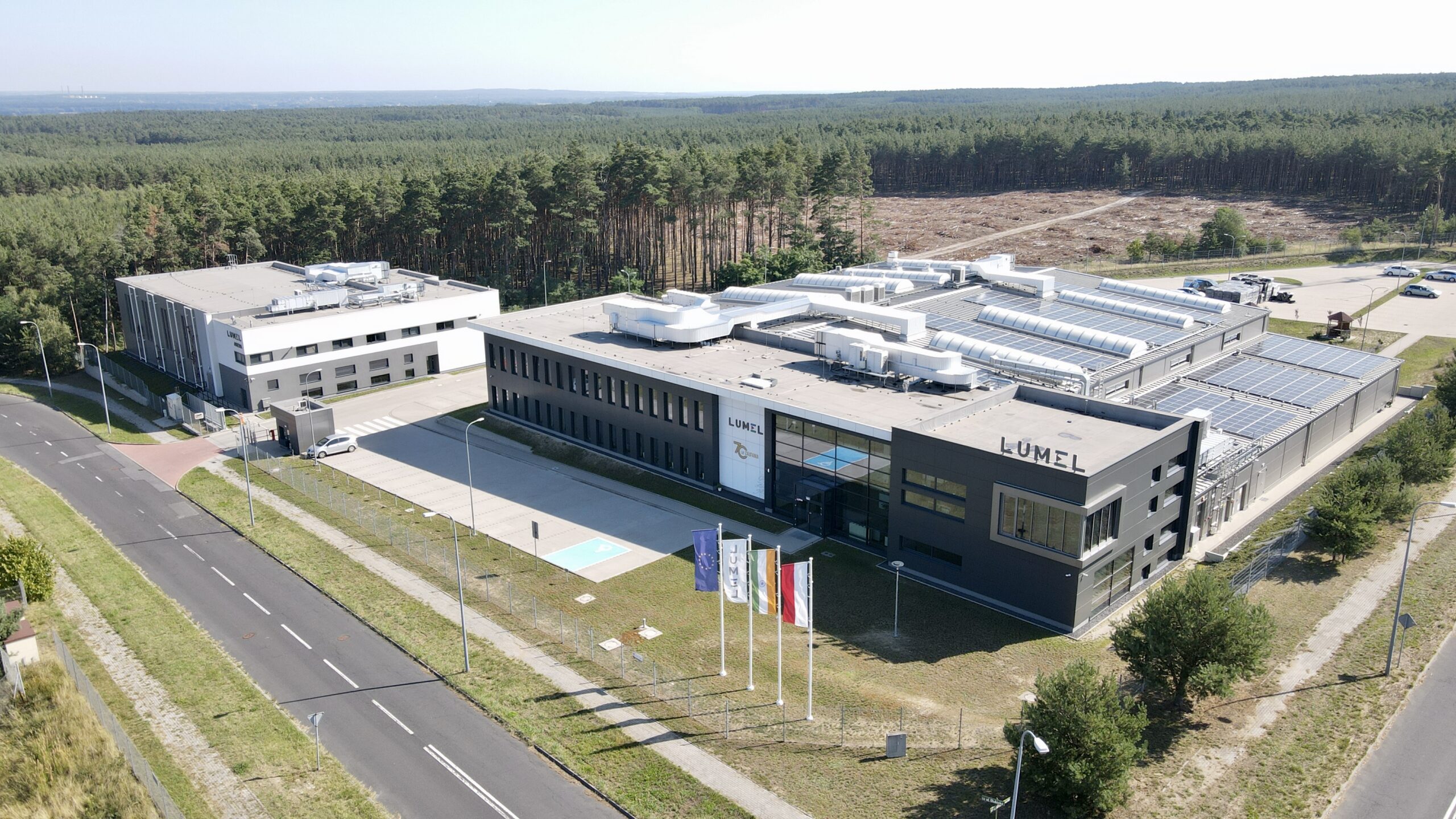 FABRYKA I BIUROWIEC LUMEL